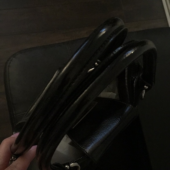 Authentic Salvatore Ferragamo handbag - Picture 4 of 8